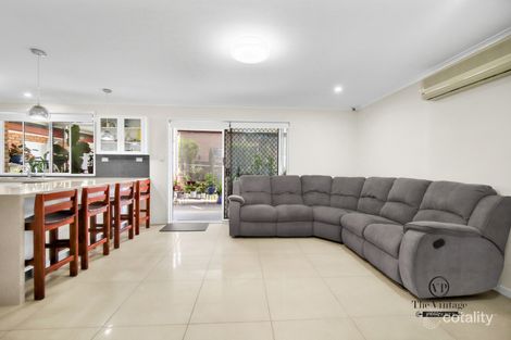 Property photo of 7 Sandown Close Casula NSW 2170