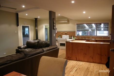 Property photo of 11 Cromarty Crescent Anna Bay NSW 2316