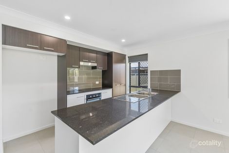 Property photo of 19 Acland Drive Horsley NSW 2530