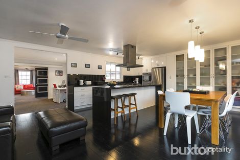 Property photo of 5 Stayner Grove Moorabbin VIC 3189
