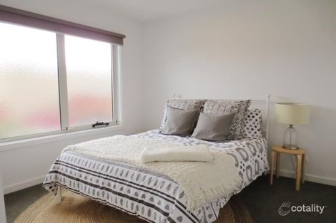 Property photo of 2/8 Beatty Street Ivanhoe VIC 3079