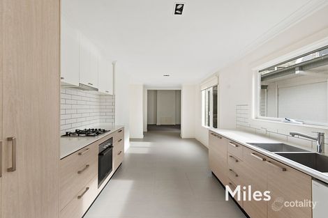 Property photo of 8 Majore Street Hawthorn VIC 3122