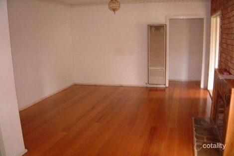 Property photo of 10 Fernhurst Drive Glen Waverley VIC 3150