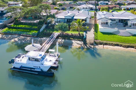 Property photo of 8 Captains Way Banora Point NSW 2486