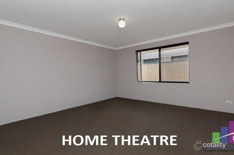 Property photo of 11 Heidelberg Corner Wanneroo WA 6065