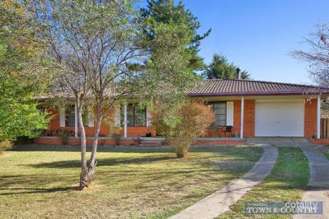Property photo of 8 Hawthorne Close Armidale NSW 2350