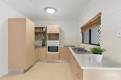2/11 Olive St, Manoora, QLD 4870