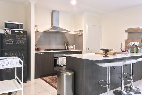 Property photo of 12 Swithland Way Aveley WA 6069