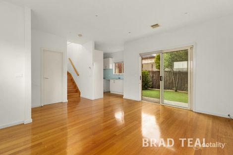Property photo of 2/49 Warwick Road Pascoe Vale VIC 3044