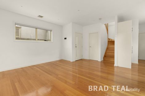 Property photo of 2/49 Warwick Road Pascoe Vale VIC 3044