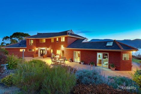 19 Lagoon Rd, Otago, TAS 7017