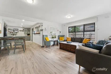 Property photo of 5 Bundeena Avenue Kealba VIC 3021