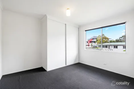 Property photo of 13 Viburnum Street Varsity Lakes QLD 4227