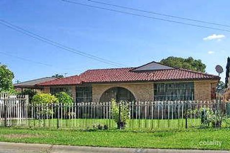 2 Bernadette Pl, Fairfield, NSW 2165