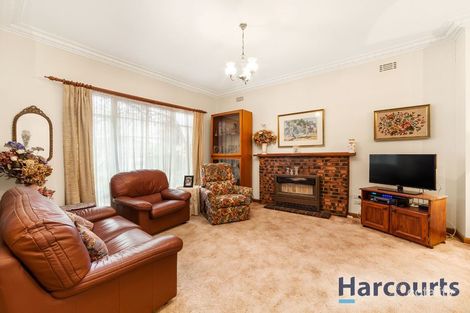Property photo of 14 Mummery Street Mount Waverley VIC 3149