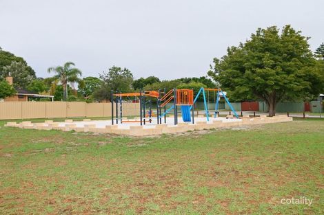 34 Lester Dr, Thornlie, WA 6108