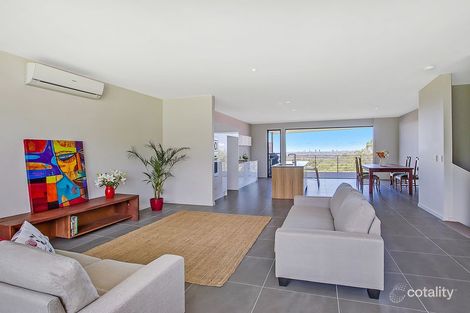 39 Tara Vista Bvd, Highland Park, QLD 4211