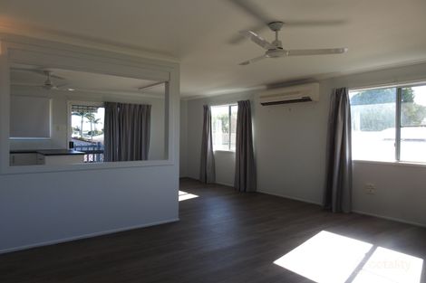 Property photo of 2 Borg Court Beaconsfield QLD 4740