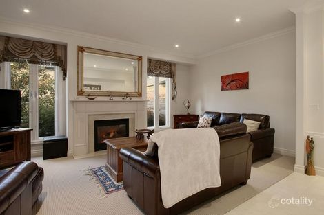 Property photo of 4 Hazelview Pocket Croydon North VIC 3136