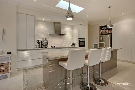 Property photo of 4 Hazelview Pocket Croydon North VIC 3136