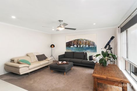 Property photo of 9 Glenridding Grove Lakelands NSW 2282