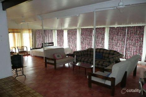 Property photo of 10 John Dory Street Taylors Beach QLD 4850