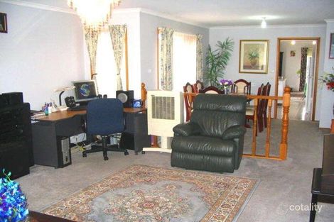 Property photo of 43 Chapel Road Keysborough VIC 3173