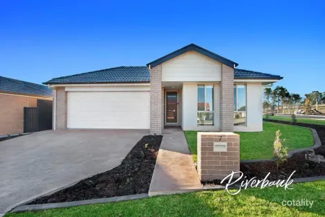 7 Sharp Ave, Jordan Springs, NSW 2747