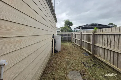 Property photo of 21 Bruce Street Cranbourne VIC 3977