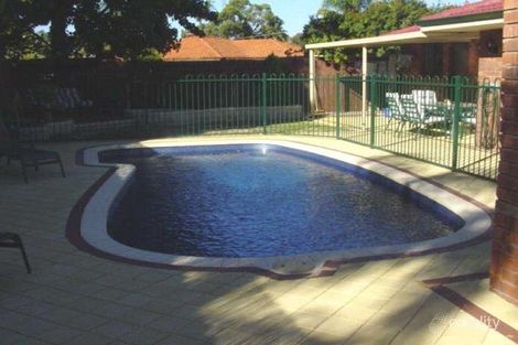 Property photo of 35 Sutherland Drive Thornlie WA 6108