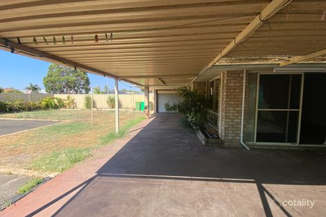 Property photo of 2 Orchid Drive Glen Iris WA 6230