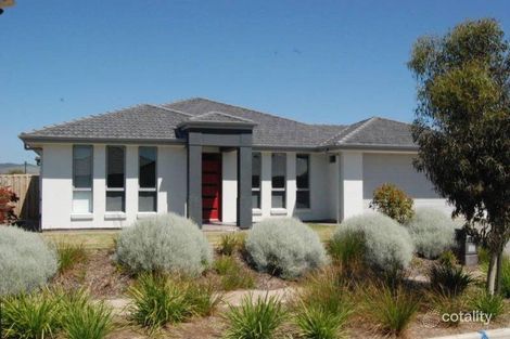 2 Tidewater St, Aldinga Beach, SA 5173