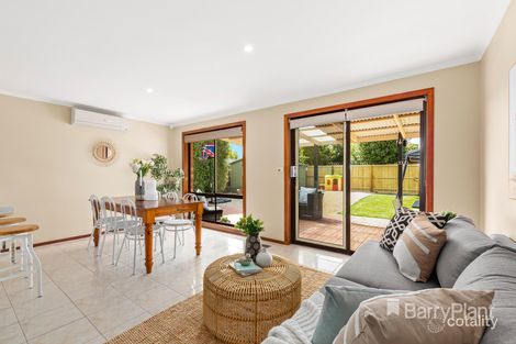 Property photo of 22 Golf Links Drive Mill Park VIC 3082