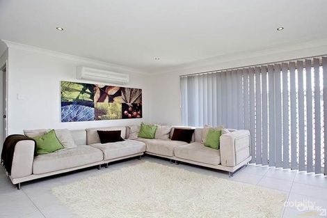 Property photo of 41 Winlock Circuit Warner QLD 4500