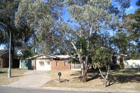 84 Shadlow Cres, St Clair, NSW 2759