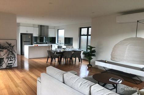 Property photo of 2/16 Stephensons Road Mount Waverley VIC 3149