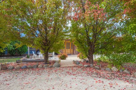Property photo of 12 Nullah Court Table Top NSW 2640