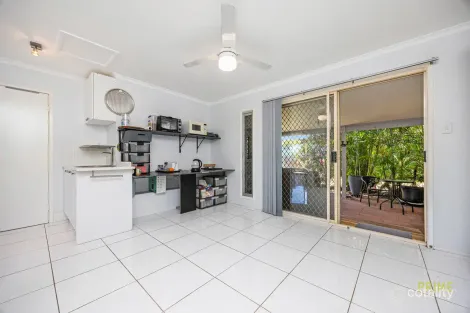 Property photo of 59 Kingfisher Parade Toogoom QLD 4655