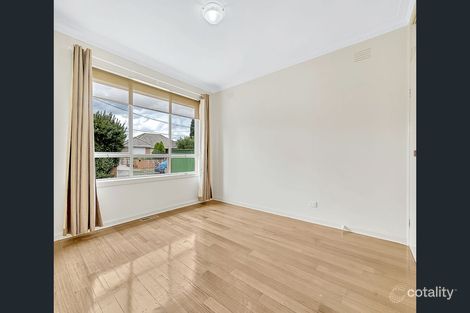 Property photo of 2 Riviera Court Fawkner VIC 3060