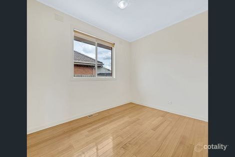 Property photo of 2 Riviera Court Fawkner VIC 3060