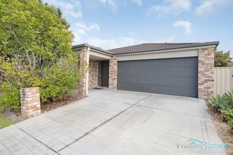 Property photo of 16 Village Way Bracken Ridge QLD 4017