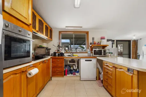 Property photo of 34 Dixon Street Stratford VIC 3862