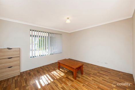 Property photo of 15 Melbourne Close Port Kennedy WA 6172