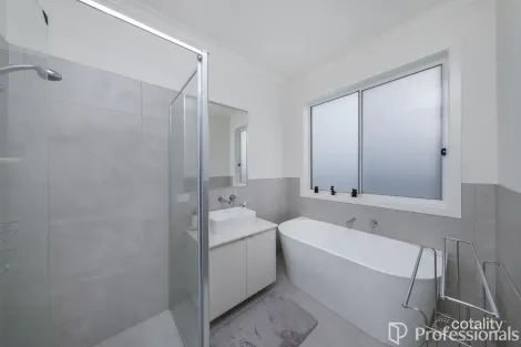 Property photo of 4 Correa Place Brookfield VIC 3338