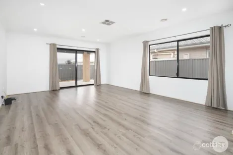 Property photo of 29 Moore Way Lucas VIC 3350