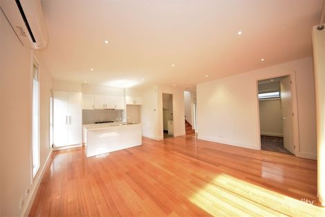 Property photo of 2/28 Coane Street Oakleigh East VIC 3166