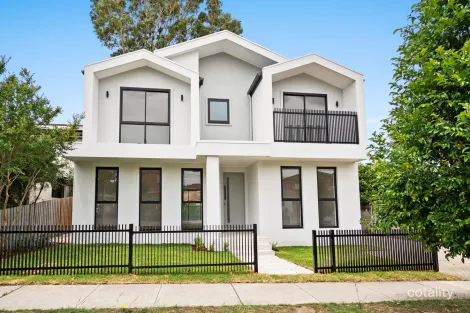 27 Monash Gdns, Pagewood, NSW 2035