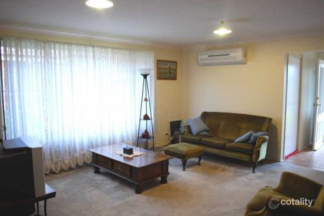 Property photo of 92 Sunnybank Crescent Horsley NSW 2530