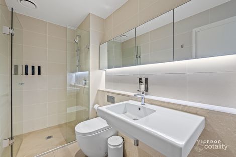 Property photo of 2206/199 William Street Melbourne VIC 3000