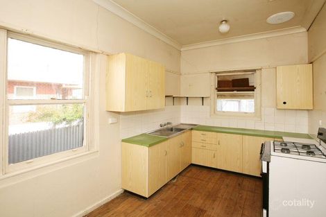 Property photo of 8 West Parade Wagga Wagga NSW 2650